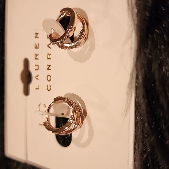 New LC Lauren Conrad Mini Rosetone Hoop Earrings - Picture 2 of 5